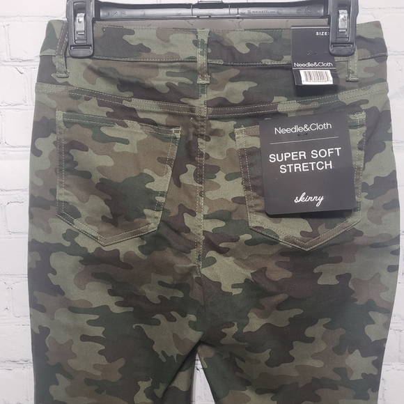 Needle & Cloth NWT Sz 4 Skinny Ankle Camo Jeans - Picture 7 of 15